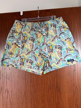 Patagonia Women's Teal & Yellow Patterned Athletic Shorts